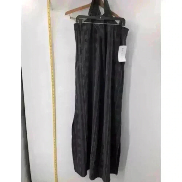 Athleta Women's XL Black Amara Stripe Sleeveless Maxi Dress Casual NWT - Picture 1 of 8